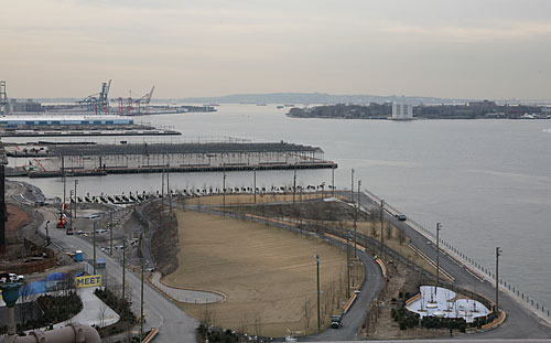 Brooklyn Bridge Park delayed — again!