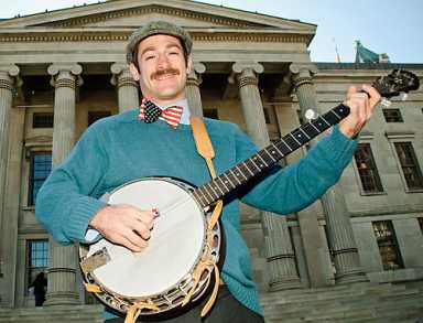 DA’s spokesman sings a different tune — bluegrass!