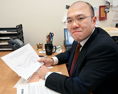 Job market rebound? Hiring on rise, but gigs are low-paying