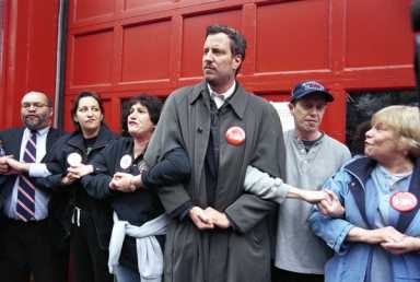 Cobble Hillians try to reignite mayor’s passion for reopening Engine 204