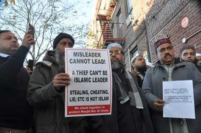 Muslims banned: Imam bars congregants from praying at Kensington mosque, members claim