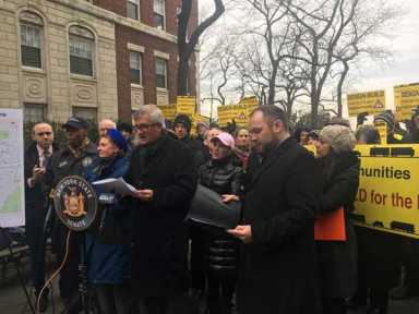 Make up before it breaks up: Gov. must forget feud with mayor, let city fix BQE faster, locals say