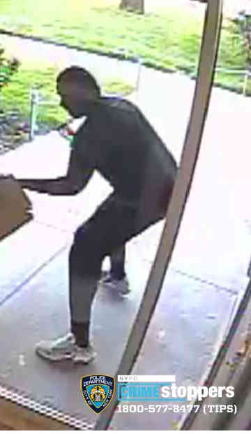 Man steals purse from 91-year-old woman in Sheepshead Bay: NYPD
