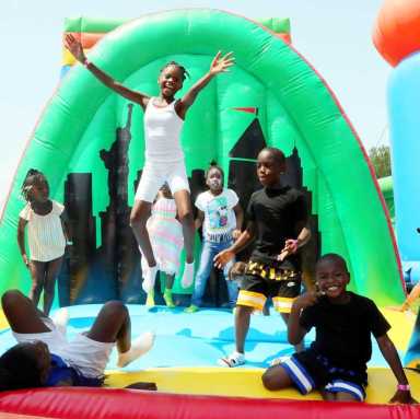 Boundless fun: World’s biggest bouncy house makes a stop in Brooklyn