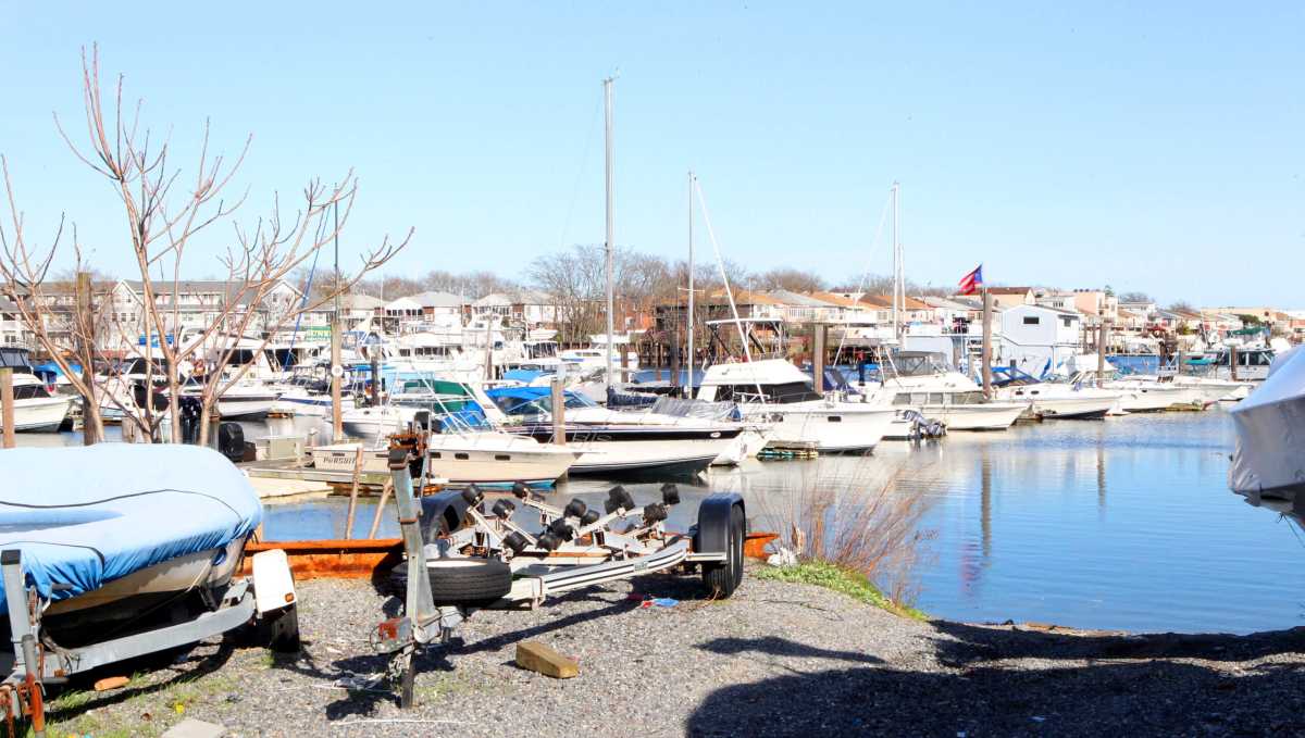 mm-party-boat-turf-war-2018-05-04-bk01,BC,PRINT_WEB