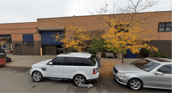 meeker avenue plumes