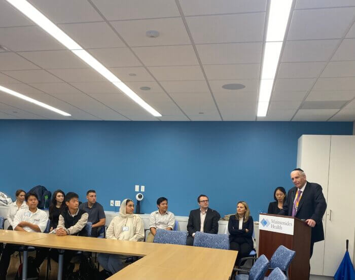 students begin internship at maimonides