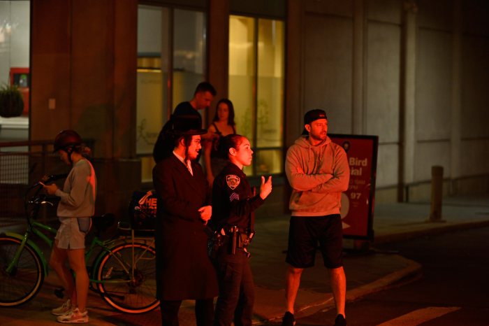 witnesses of williamsburg carjacking