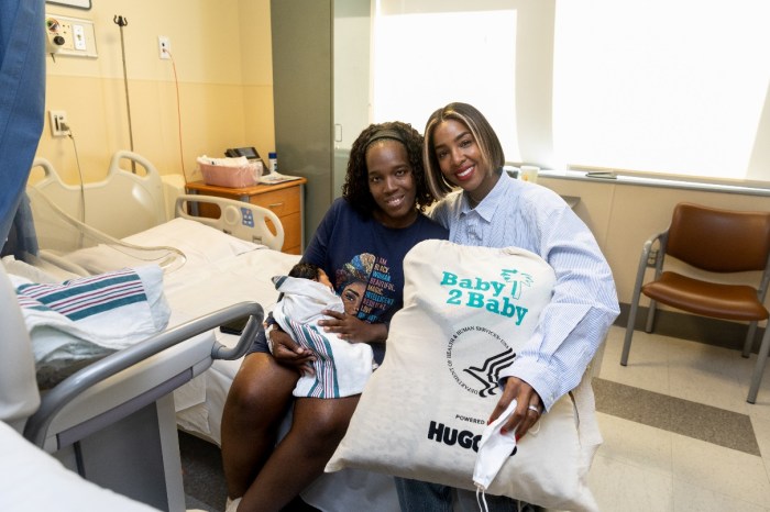 Rowland met with some of Brooklyn's newest moms to deliver the health kits.