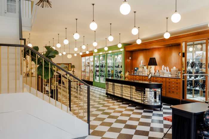 Catbird in Williamsburg