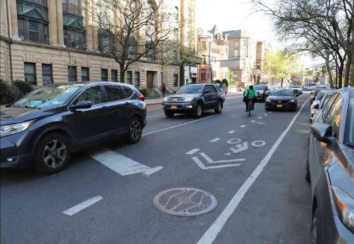 bedford avenue bike lane