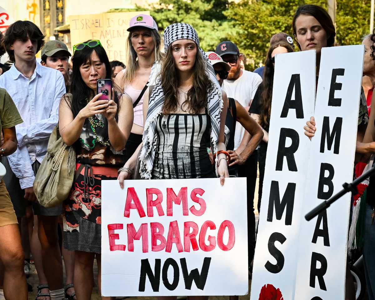 people at grand army plaza rally for arms embargo in gaza